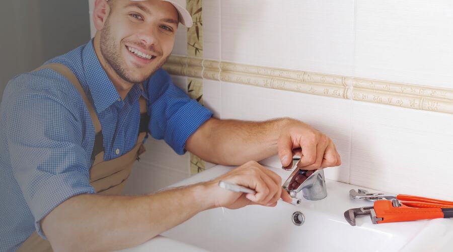 Professional clogged drains services in Goree, TX